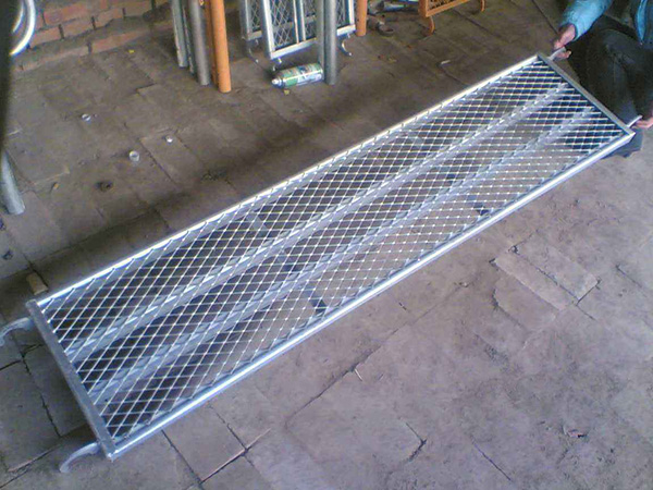 平臺腳踏網 - 河北強佑金屬制品有限公司圖片2